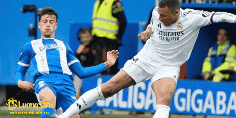 Mbappe dự kiến kịp bình phục chấn thương mắt cá để đấu Barca